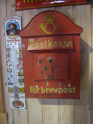 Its a postbox!