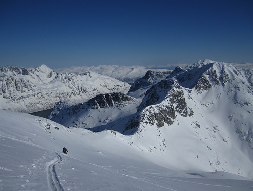 About to ski down from Skitntind