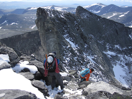 Snowy downclimbing